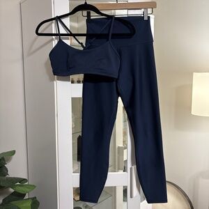 ALO Yoga Airlift 7/8 High-Waist Legging + Airlift Intrigue Bra Set Navy Small